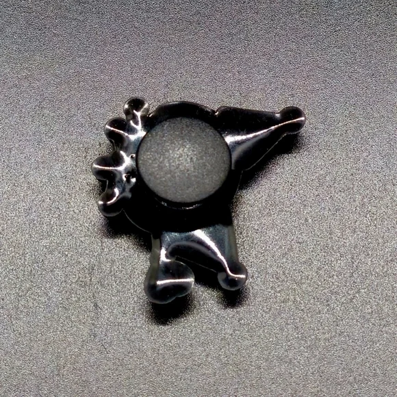 (5/$15) Arm Muscle 💪🏿 Croc Charm - Picture 2 of 2